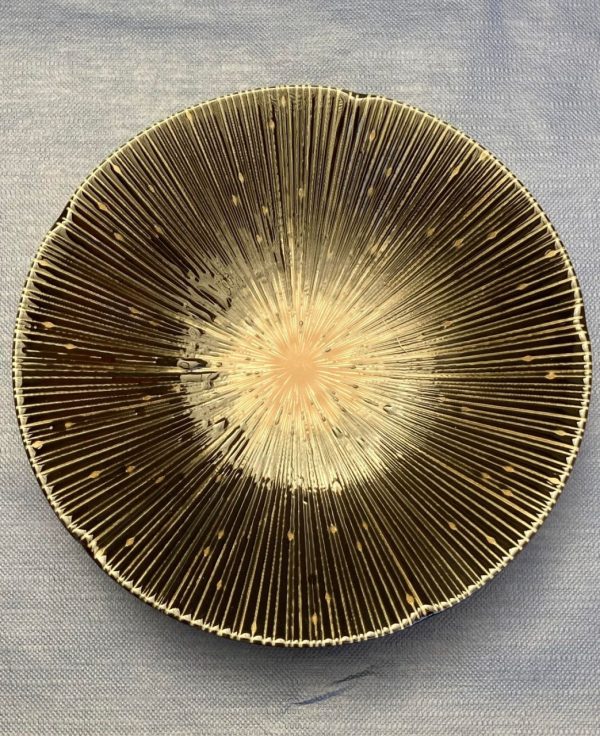 precious plate black