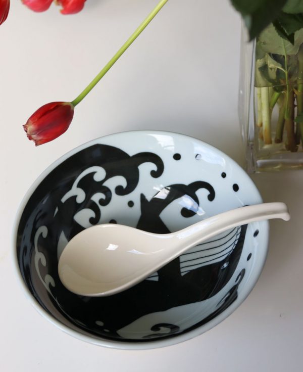 White Tama ramensked