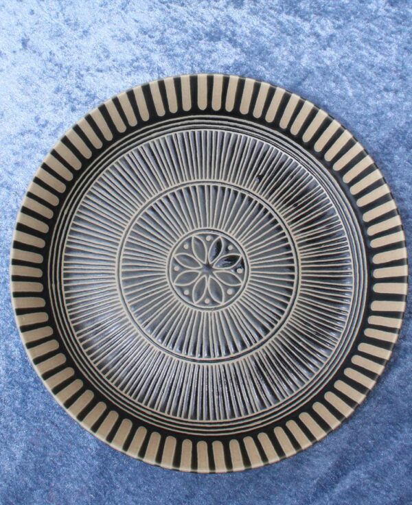 kuro_plate_01 kuro tallrik